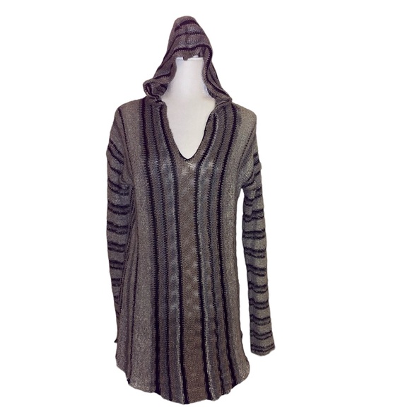 Snails and Cinnamon Baja Type Tunic with Hood - Picture 2 of 7